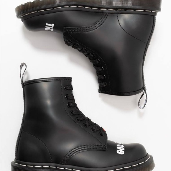 NIB SEX PISTOLS DR. MARTEN 1460 LIMITED EDITION BLACK LEATHER COMBAT ARMY BOOTS - Picture 5 of 9